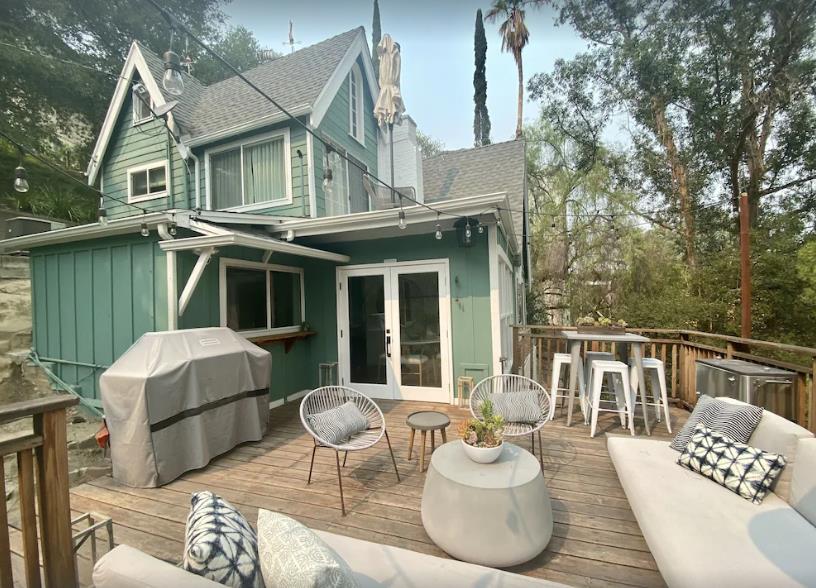 Breathtaking Treehouse Rentals in California