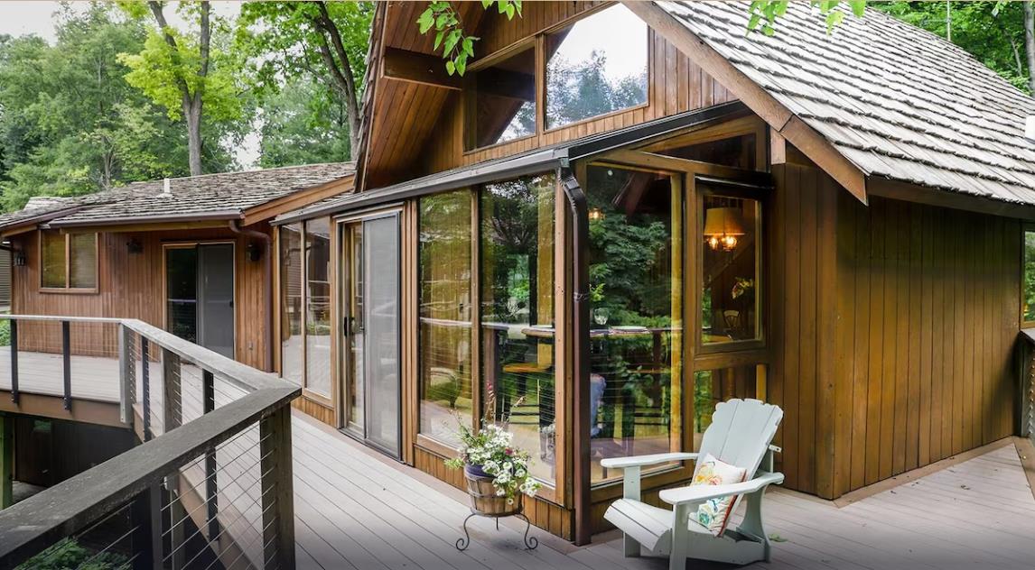 Wisconsin Treehouse Rentals for Your Next Getaway