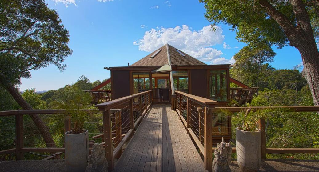 Discover the Best Treehouse Rentals in Santa Cruz County for a Peaceful and Unique Vacation Experience